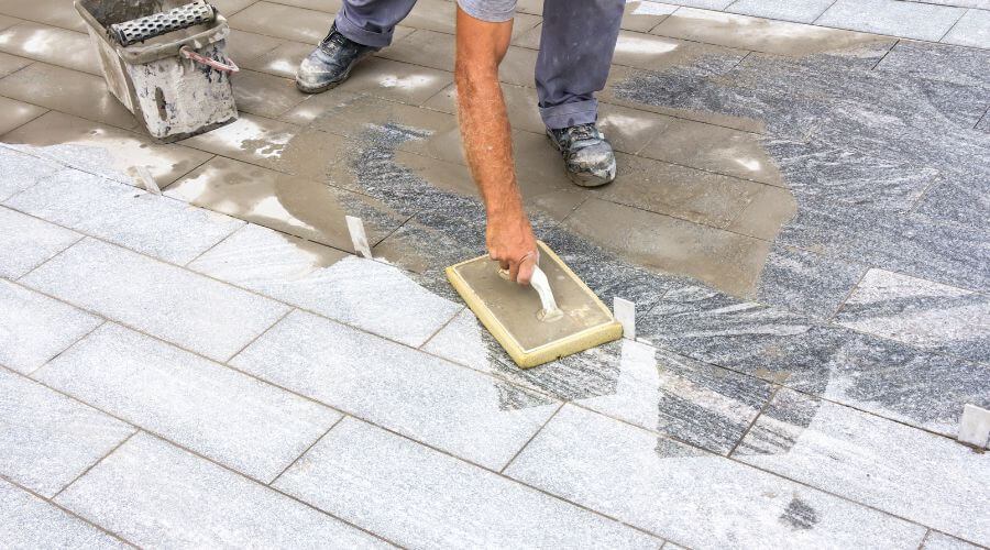 Professional gutter cleaning in White Rock, NM
